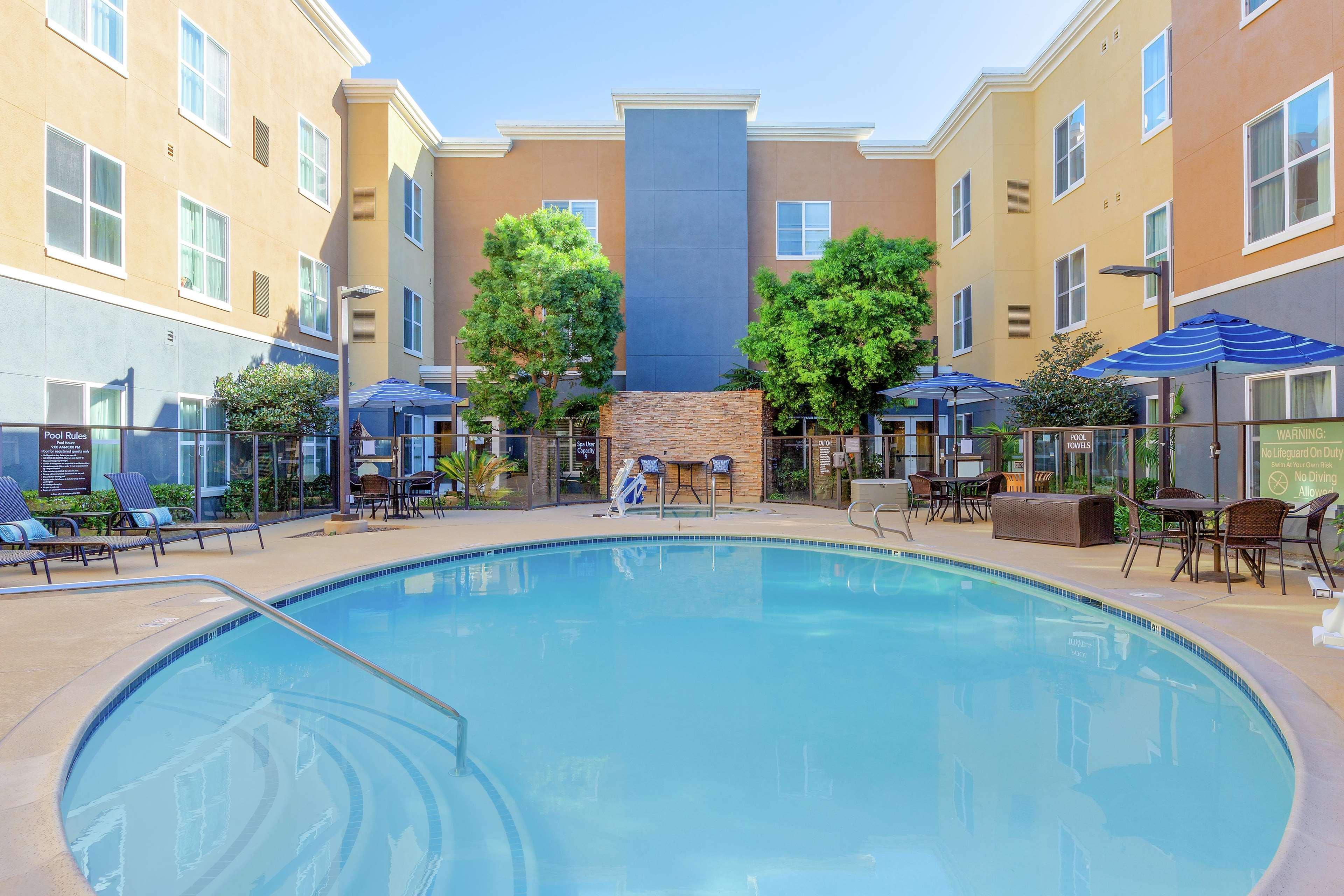 Homewood Suites By Hilton Carlsbad-North San Diego County Exterior photo
